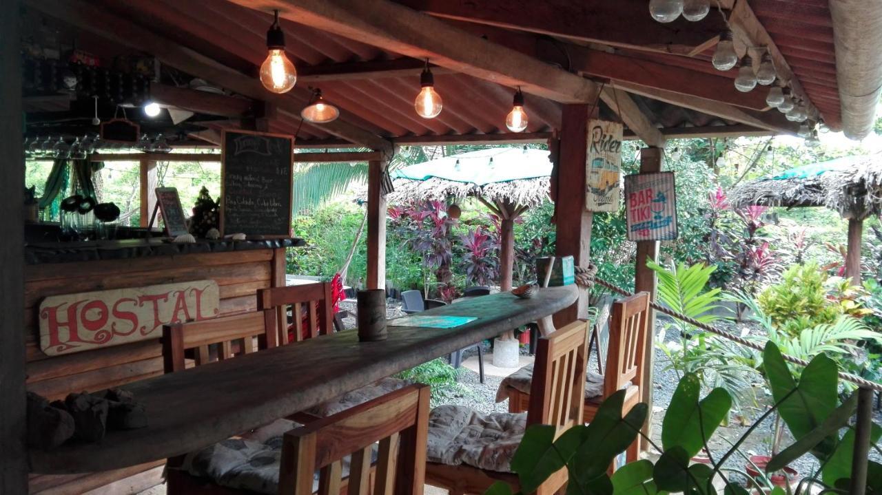 Tiki Lodge Bar & Restaurant 圣卡塔利娜岛 外观 照片